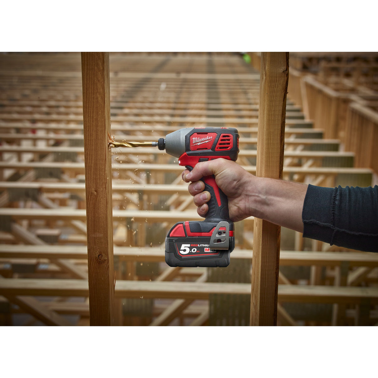 RED HEX - Burghie SHOCKWAVE™ HSS-Ground Titan pentru metal Milwaukee