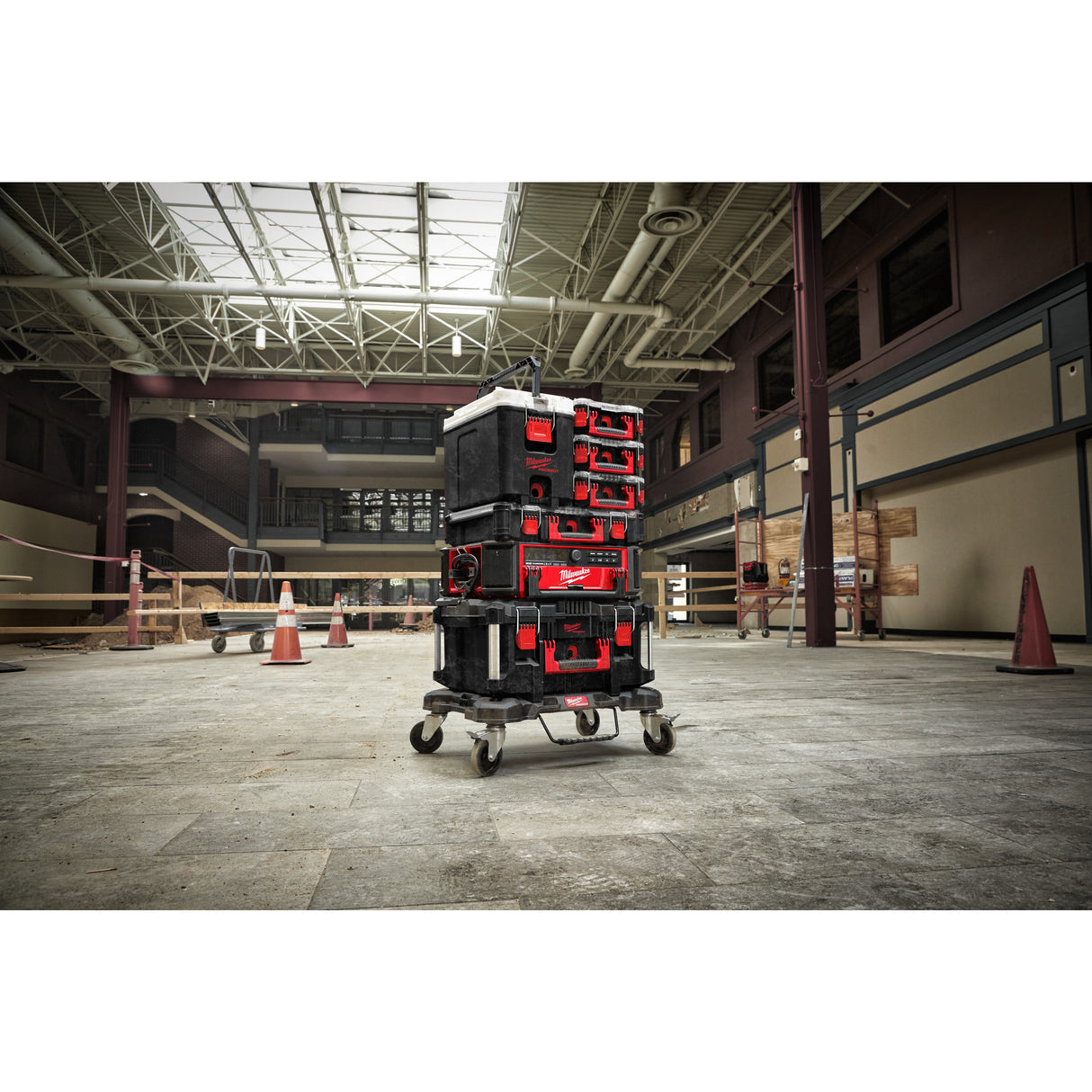 Milwaukee PACKOUT™ cooler  4932471722