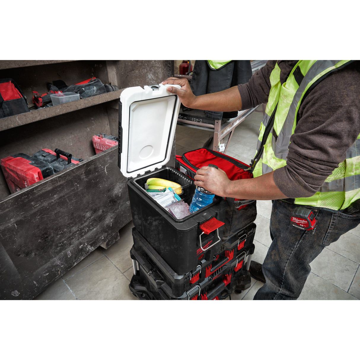 Milwaukee PACKOUT™ cooler  4932471722