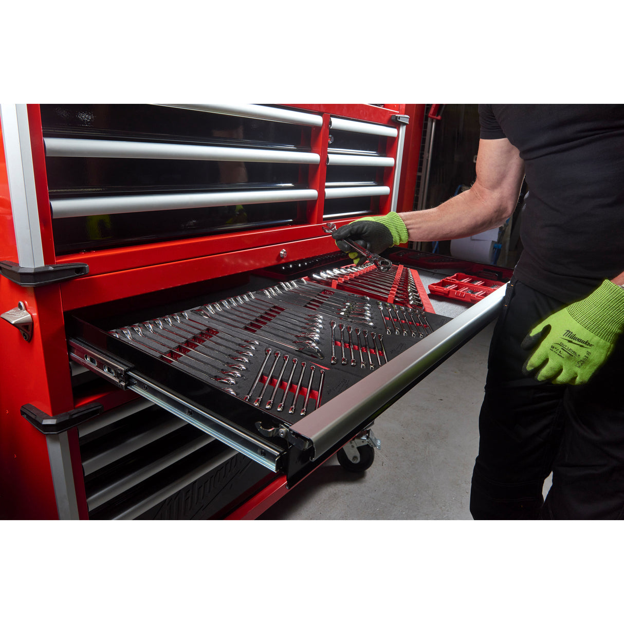 Milwaukee Dulap de scule mobil, cu 10 sertare, metalic, 117 cm 4932478852