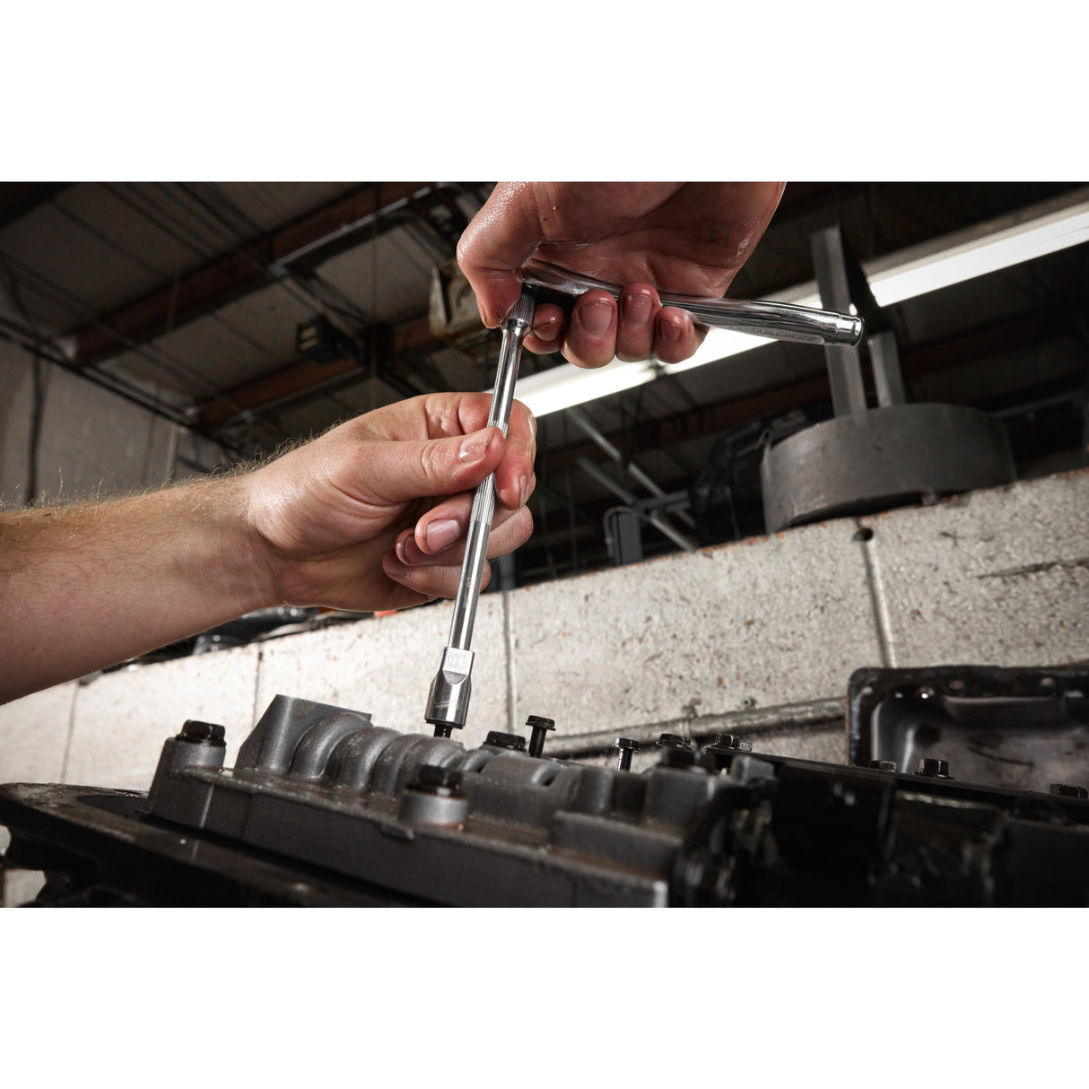 Prelungitor cheie ⅜″ Milwaukee