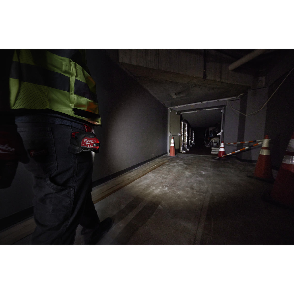 Milwaukee Ruletă 7.5 m cu lumină led  4932492469