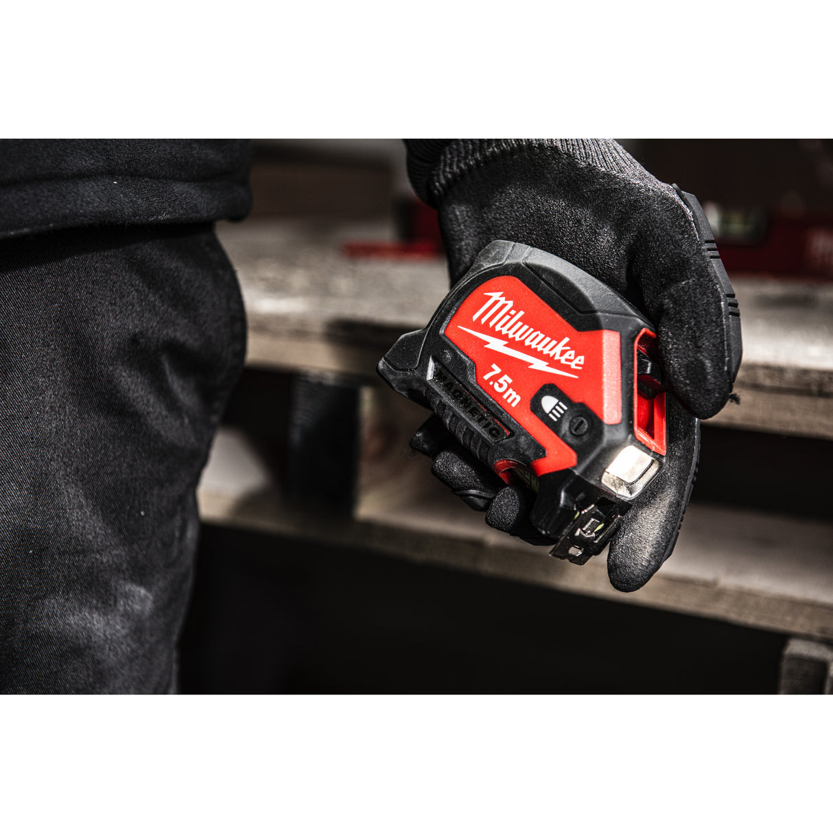 Milwaukee Ruletă 7.5 m cu lumină led  4932492469