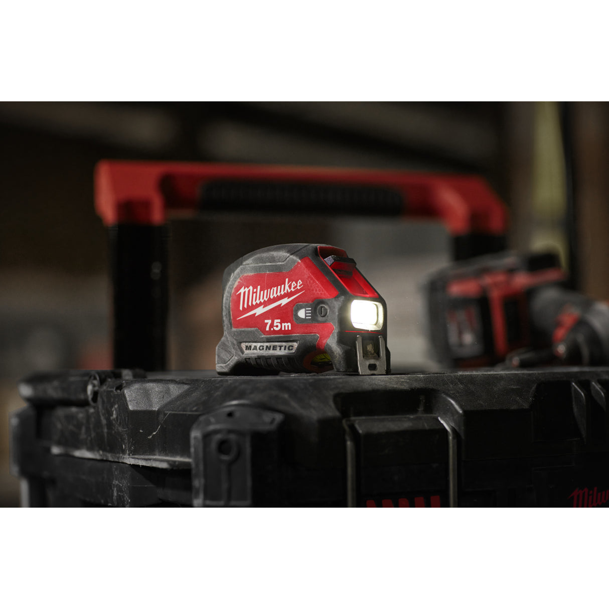 Milwaukee Ruletă 7.5 m cu lumină led  4932492469