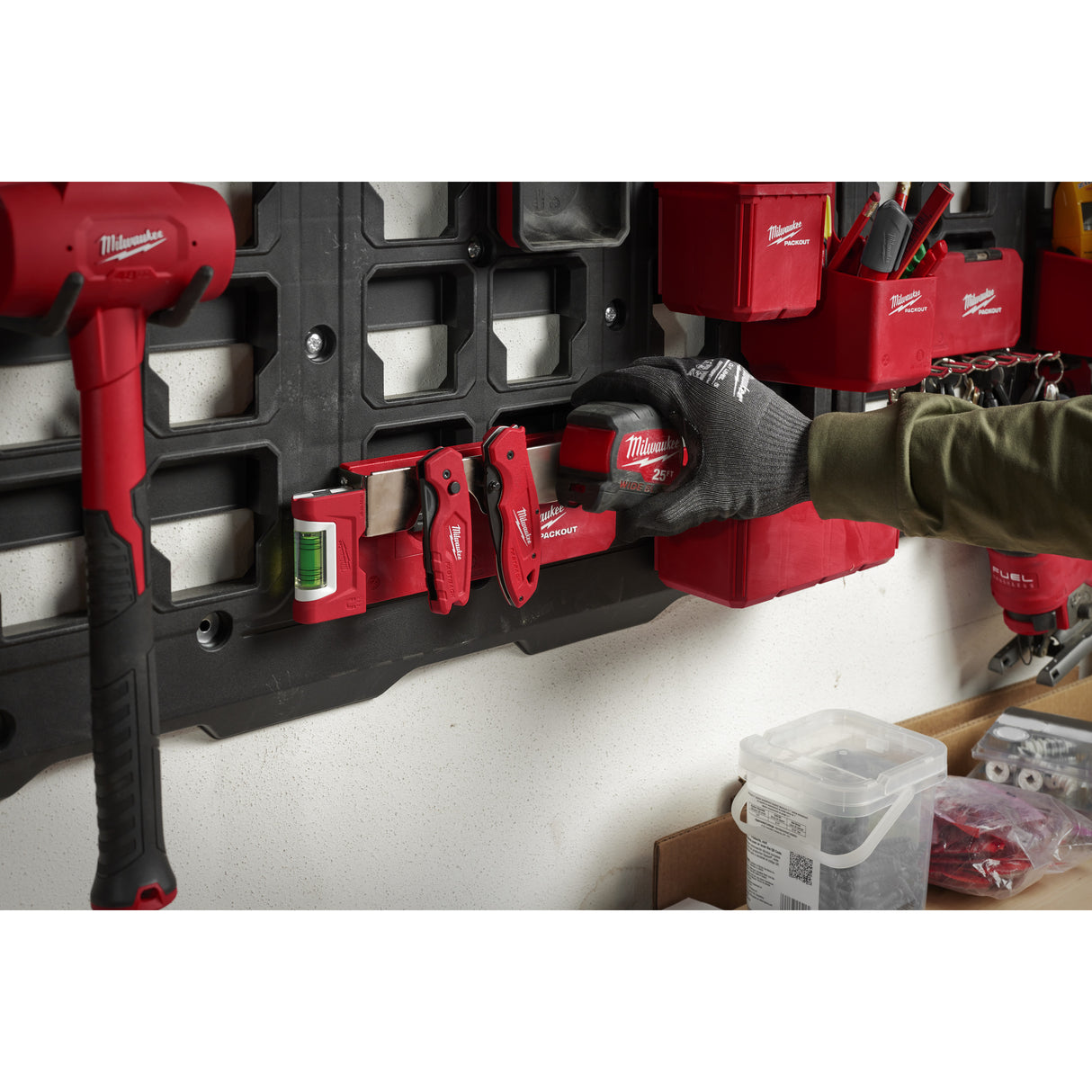 Milwaukee PACKOUT, raft mic pentru depozitare 4932493377