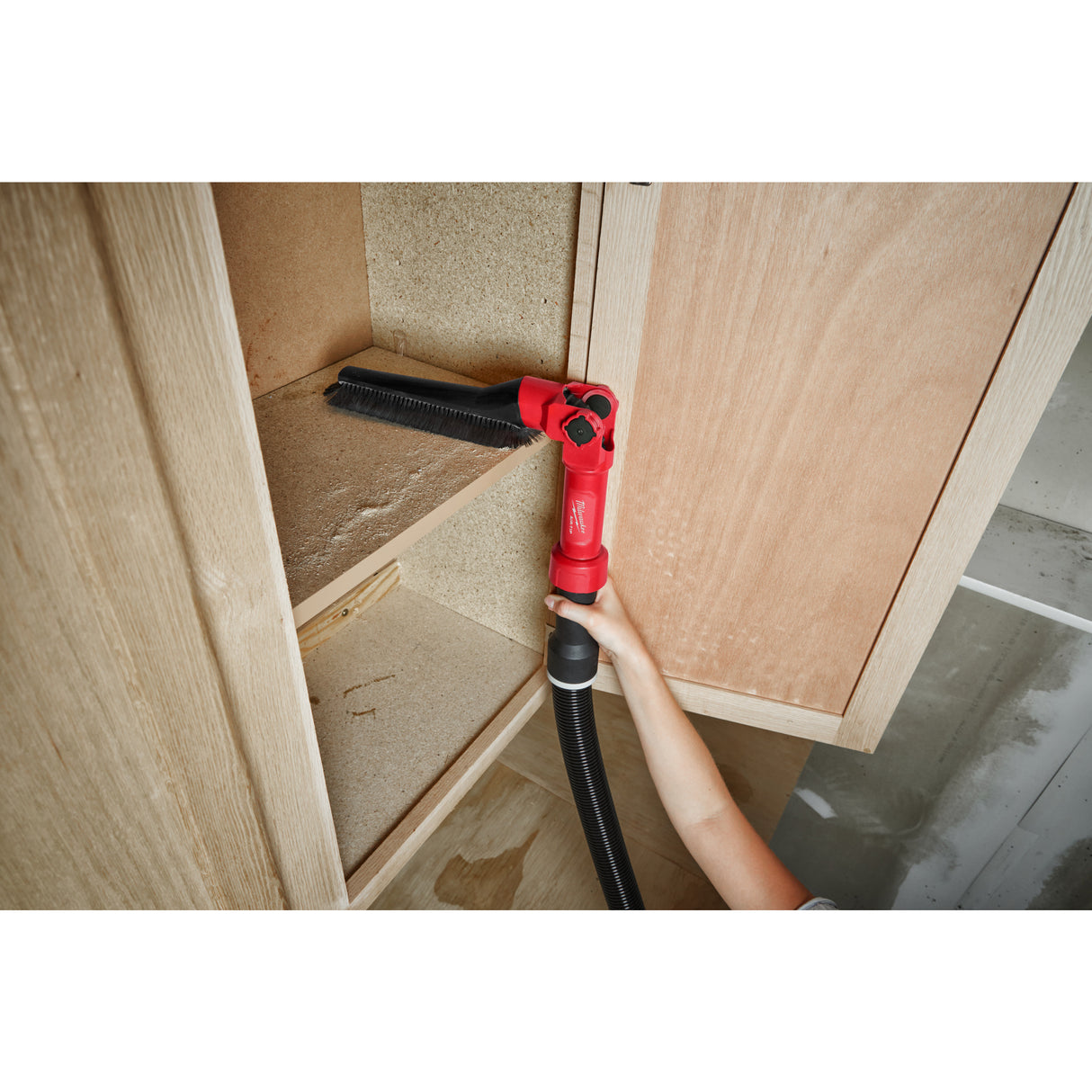 Milwaukee Air-tip™ cap pivotant de aspirare cu perie 4932498019