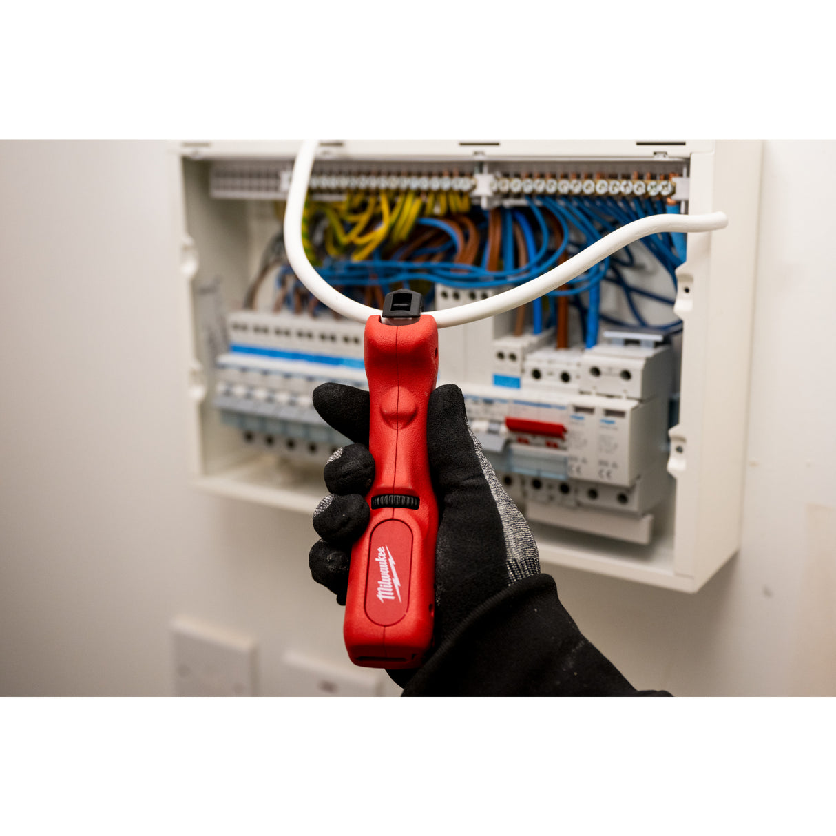 Milwaukee Multifunctional dezizolat cabluri 4 în 1 4932498270