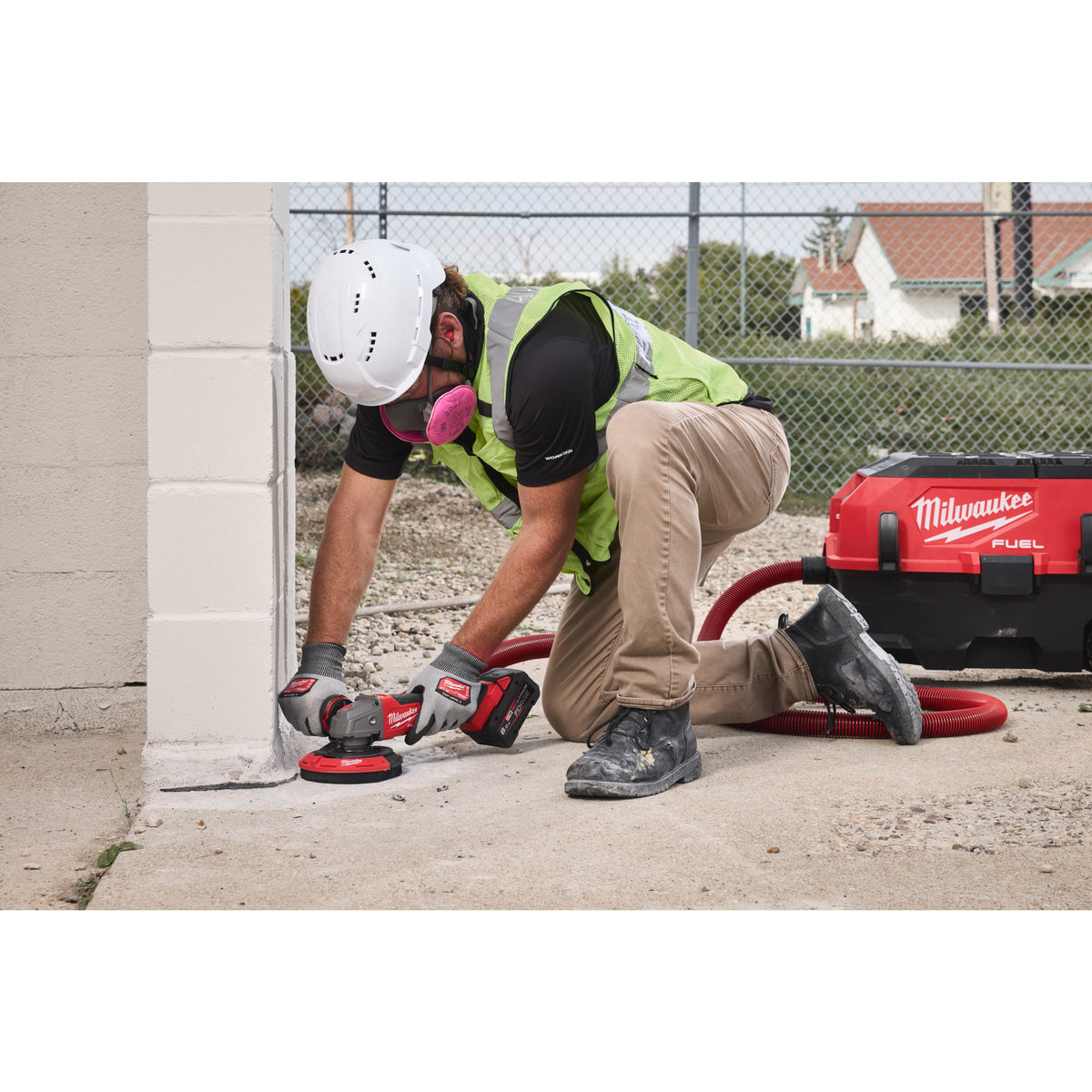 4932499770 Capac pentru șlefuire 180 mm pentru polizoarele noastre unghiulare mari, cu sistem de protecție fără cheie Milwaukee