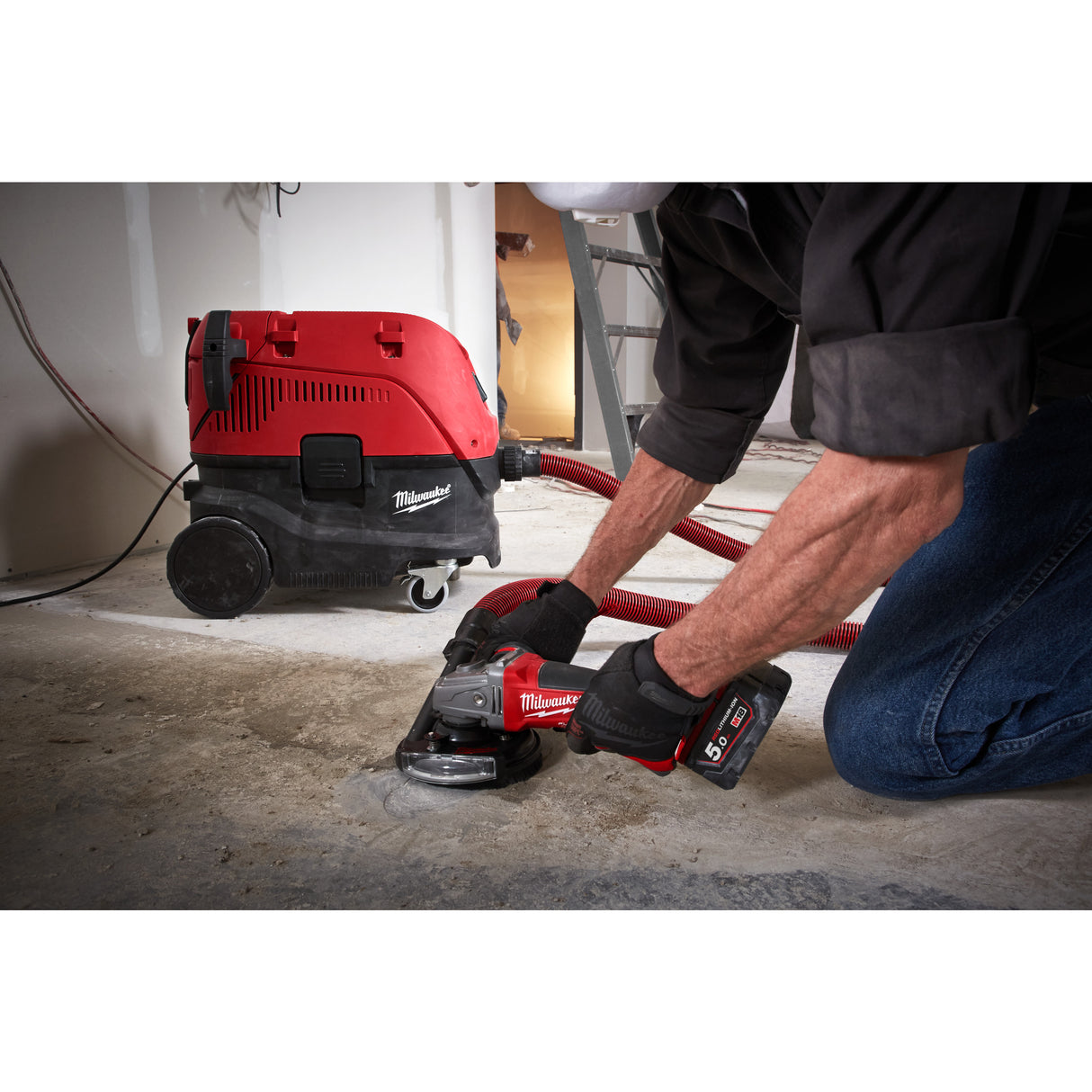 Milwaukee As-30lacac30llclass curăț.umed/uscat   4933459411