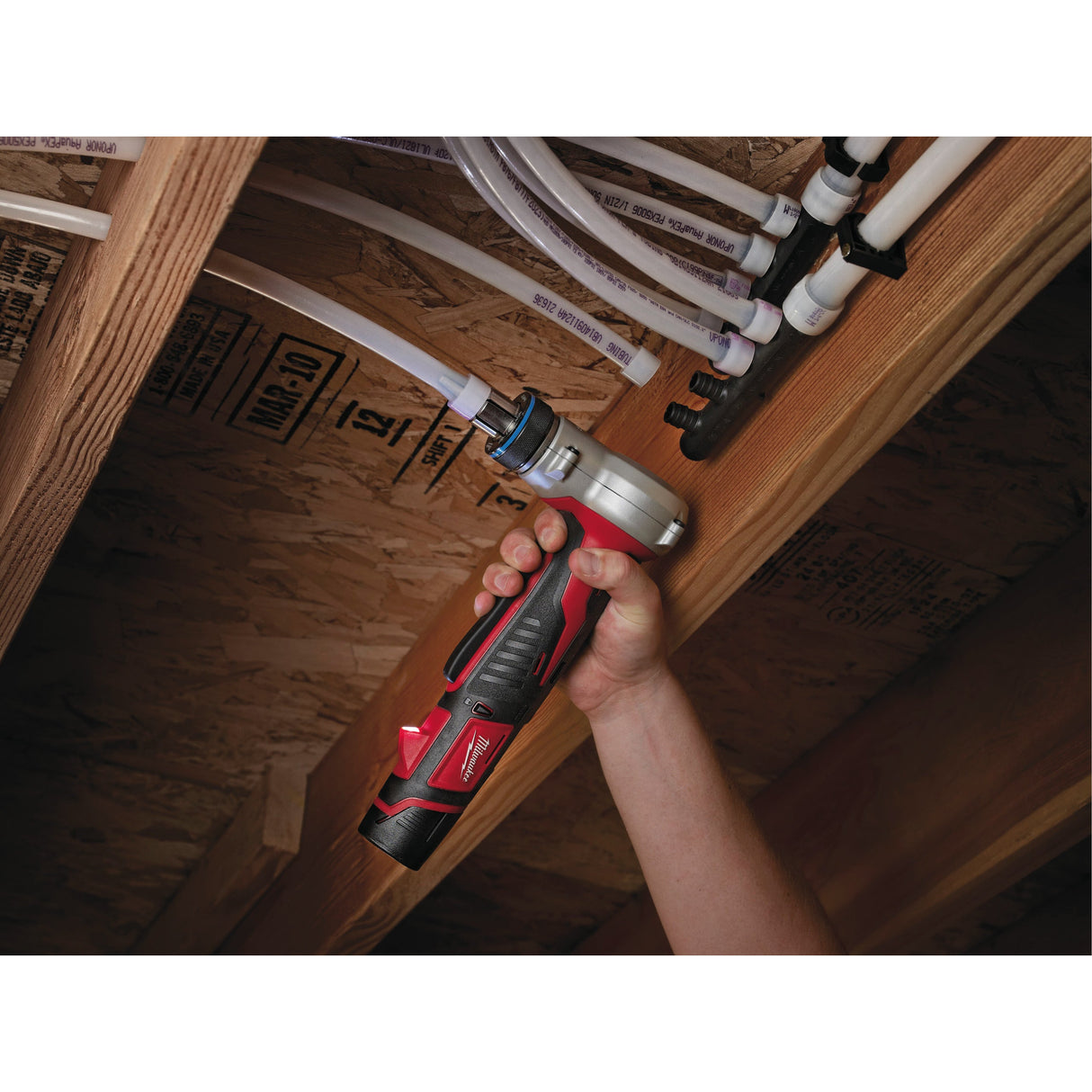 C12 PXP Dispozitiv pentru expandarea sistemelor Uponor™ Q&E M12™ subcompact Milwaukee