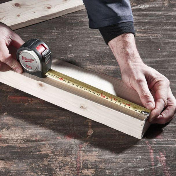 Ruletă de măsurat Milwaukee Silver Compact 5 m, cod 4932451638