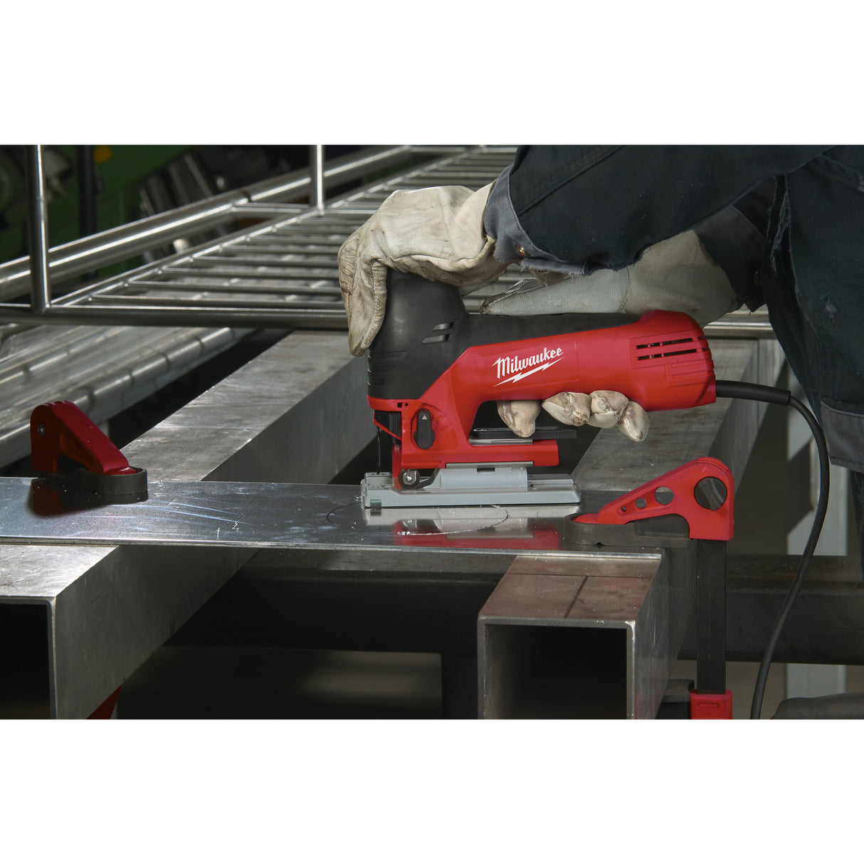 Milwaukee Js120x fierăstrău vertical   4933381680