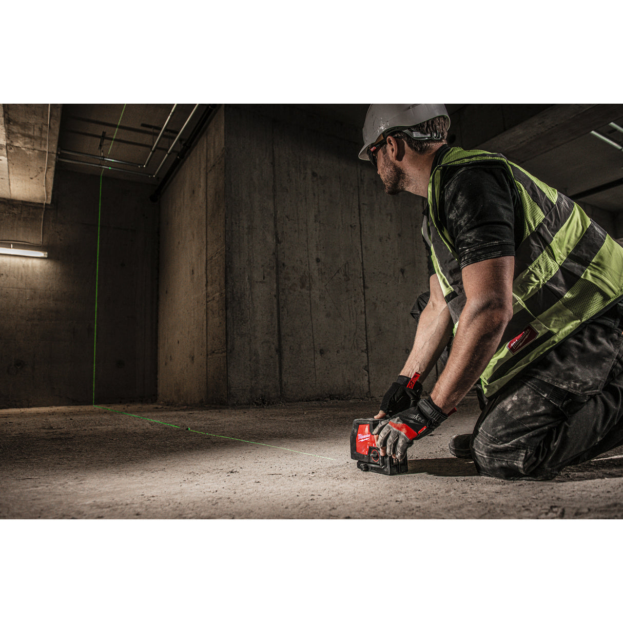 Milwaukee L4cll-301c redl.usb laser linii cruce 4933478098