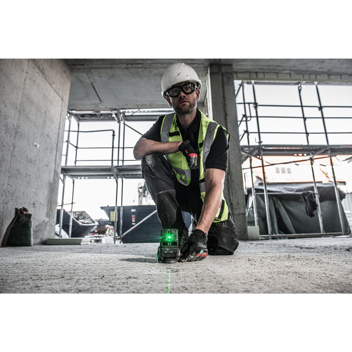 Milwaukee L4cll-301c redl.usb laser linii cruce 4933478098