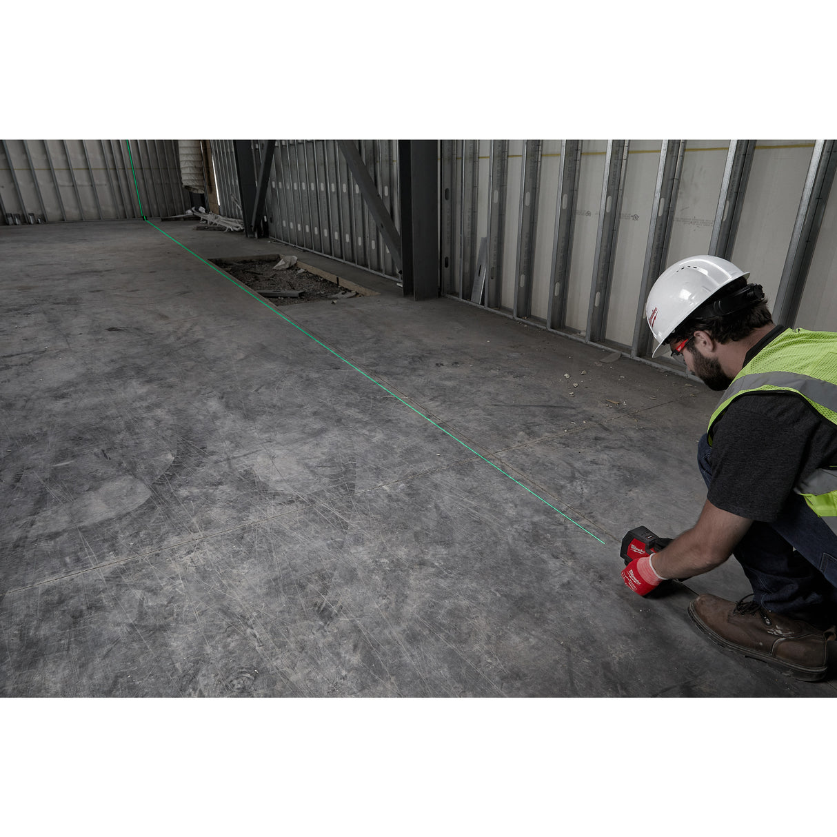 Milwaukee L4cll-301c redl.usb laser linii cruce 4933478098