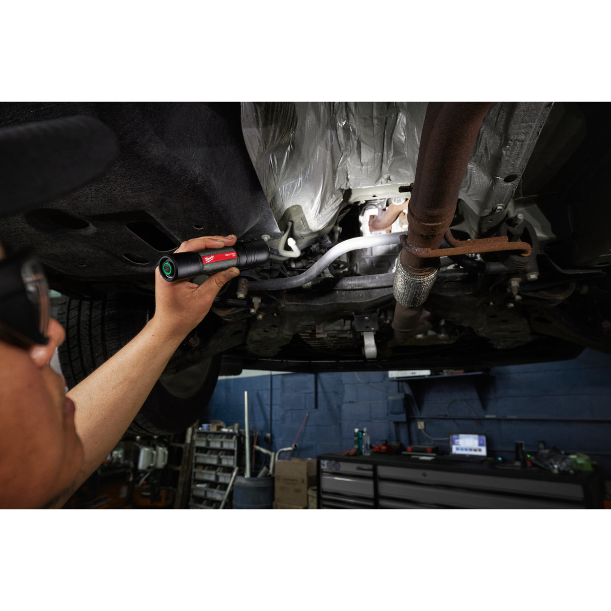 Milwaukee L4fl2000-301 lanternă reîncărcabilă usb, 2000 lumeni 4933479637