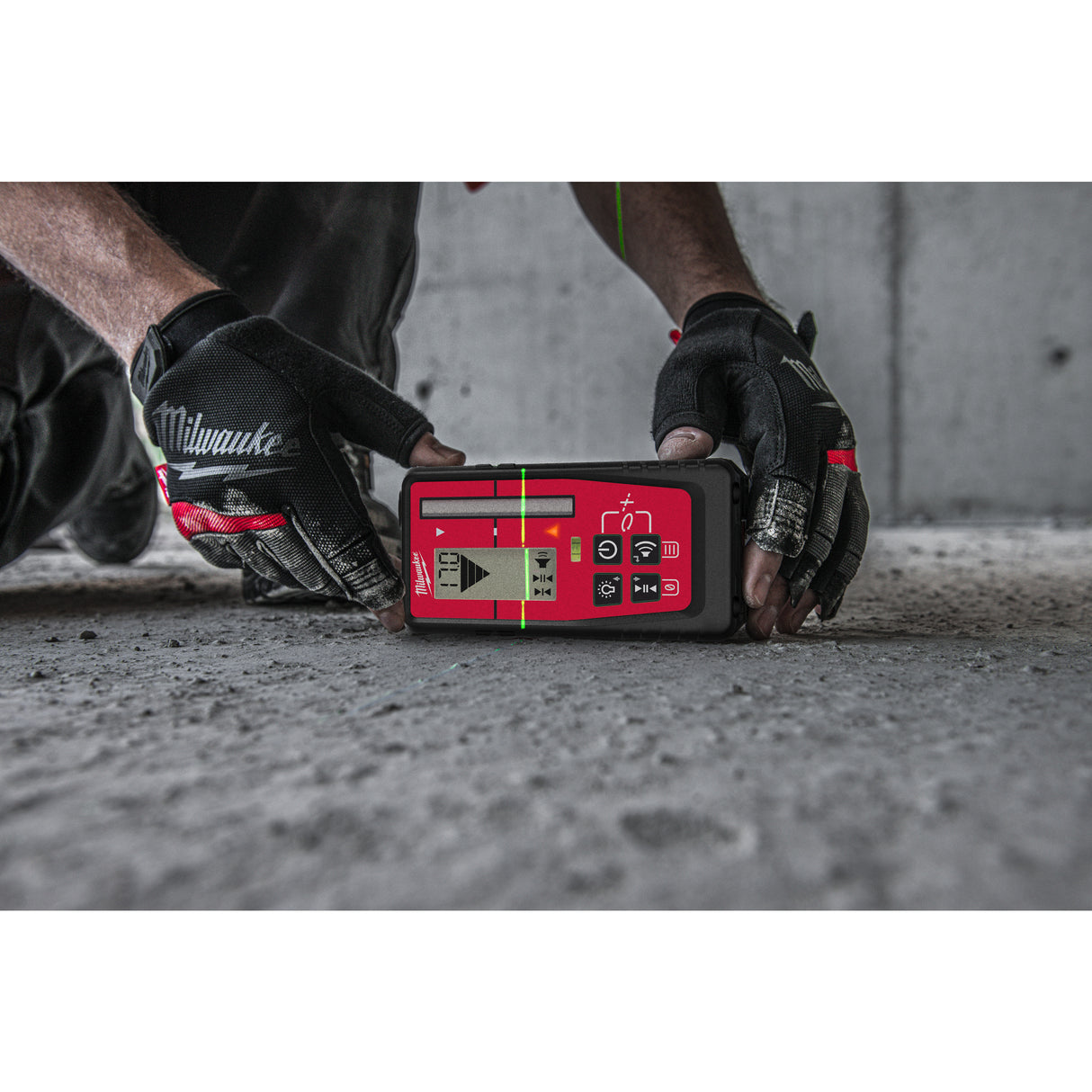 Milwaukee Detector laser liniar/rotativ roșu/verde 4932479555