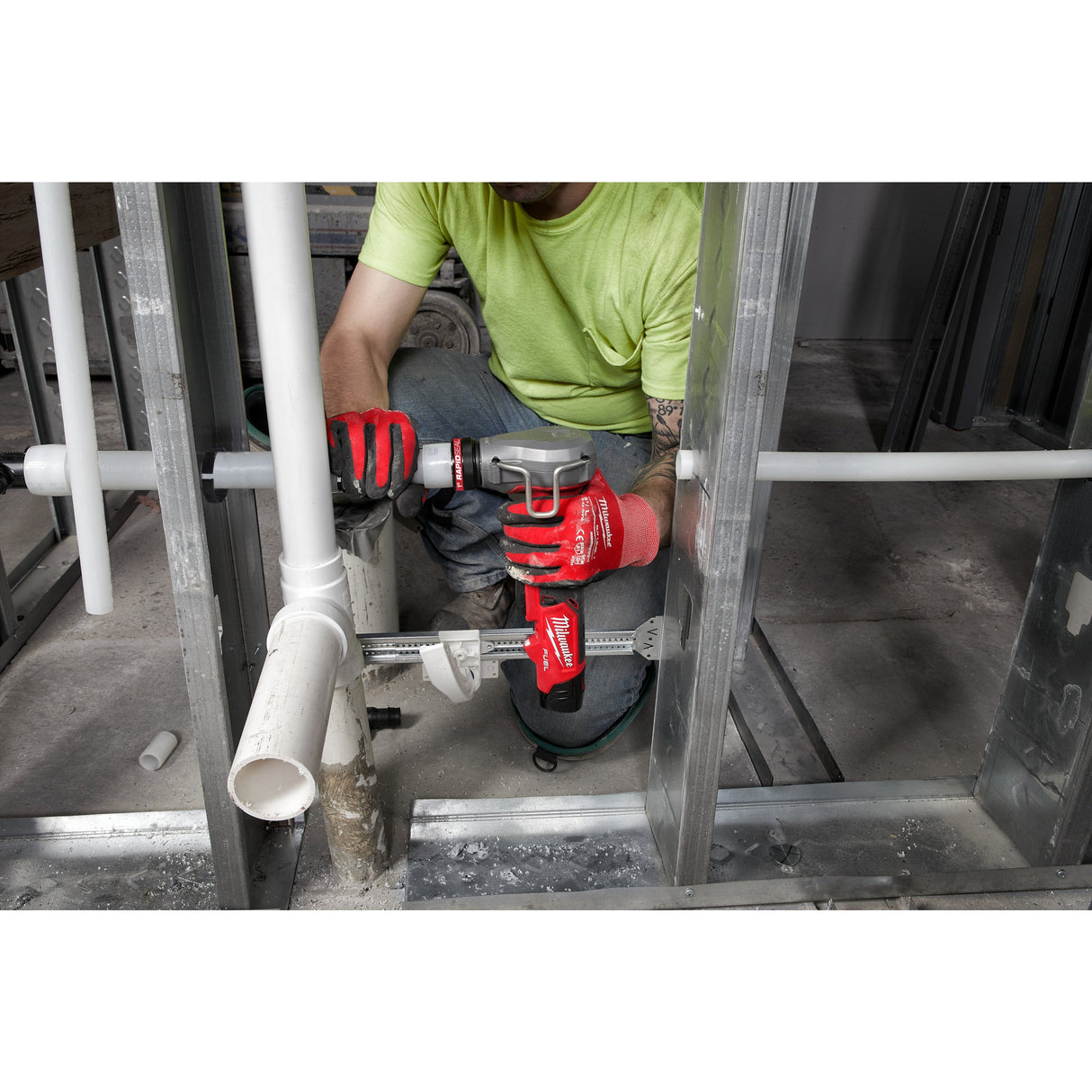 M12 FPXP Dispozitiv expandare sub compact M12 FUEL™ UPONOR™ Q&E Milwaukee