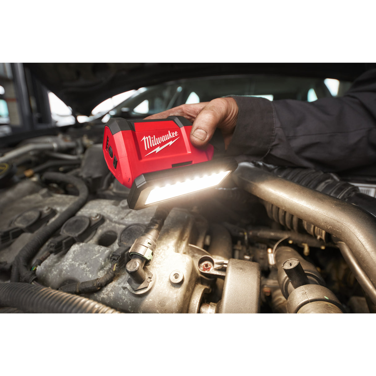 Milwaukee M12pal-0 proiector pivotant   4933478226