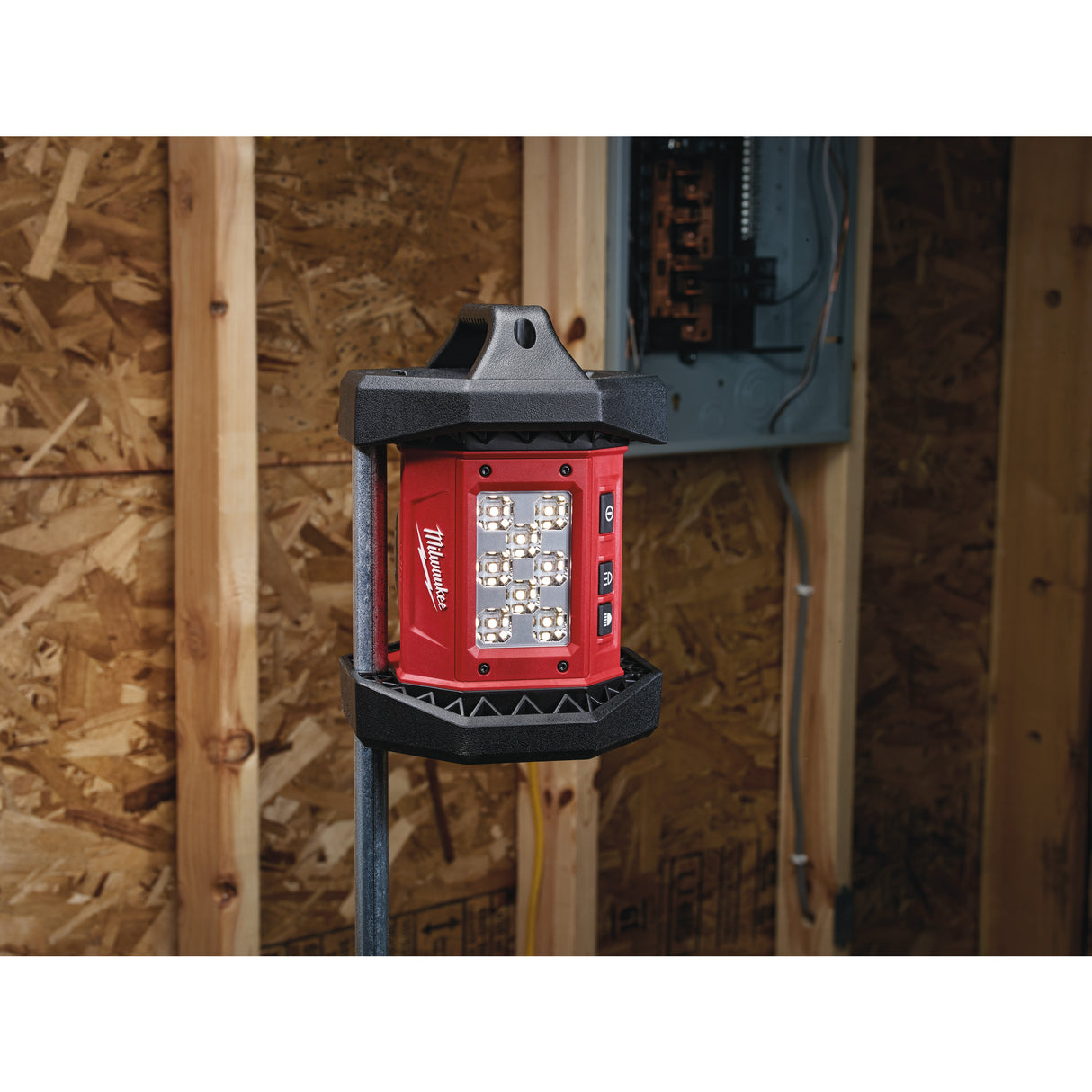 Milwaukee M18al-0 proiector led   4932430392