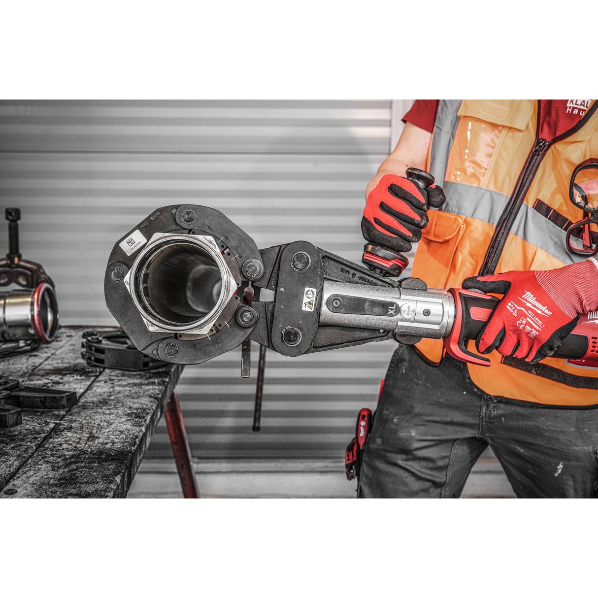 M18 BLHPTXL Presă XL M18™ FORCE LOGIC™ cu motor fără perii Milwaukee