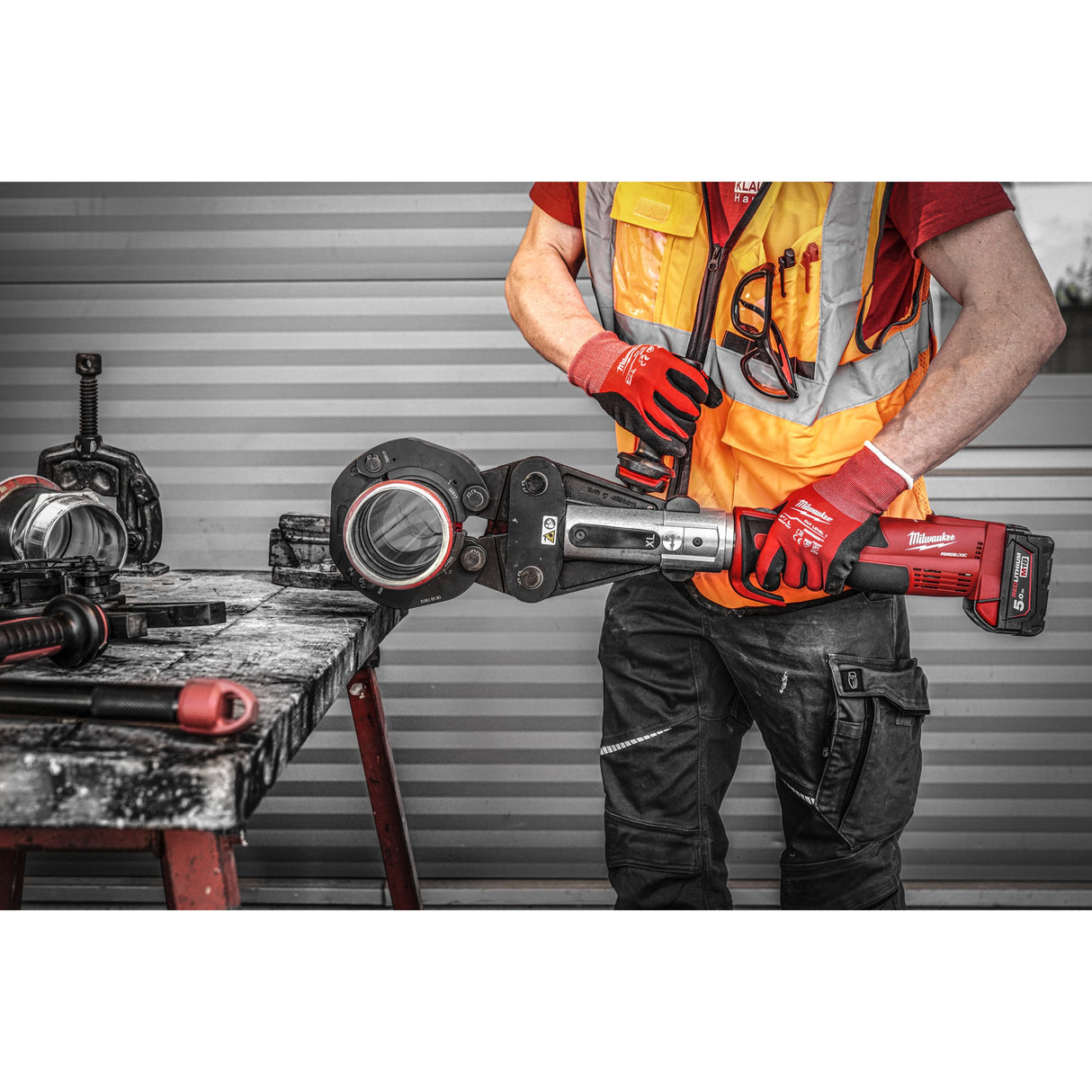 M18 BLHPTXL Presă XL M18™ FORCE LOGIC™ cu motor fără perii Milwaukee