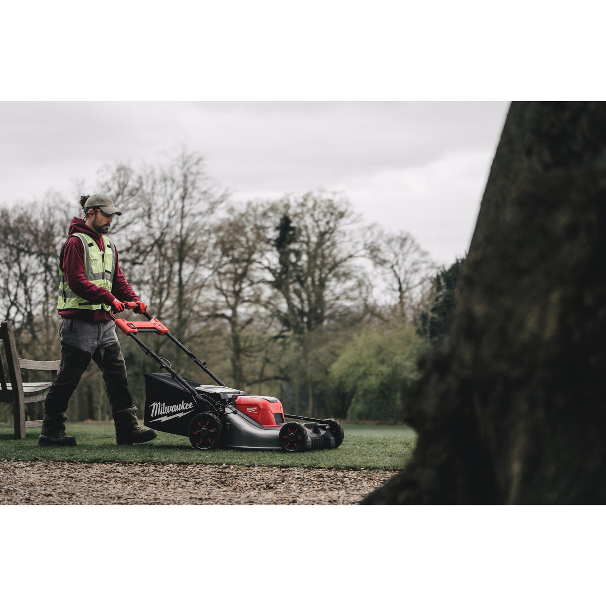 Mașină de tuns gazonul autopropulsată 53 cm M18 FUEL™ Milwaukee