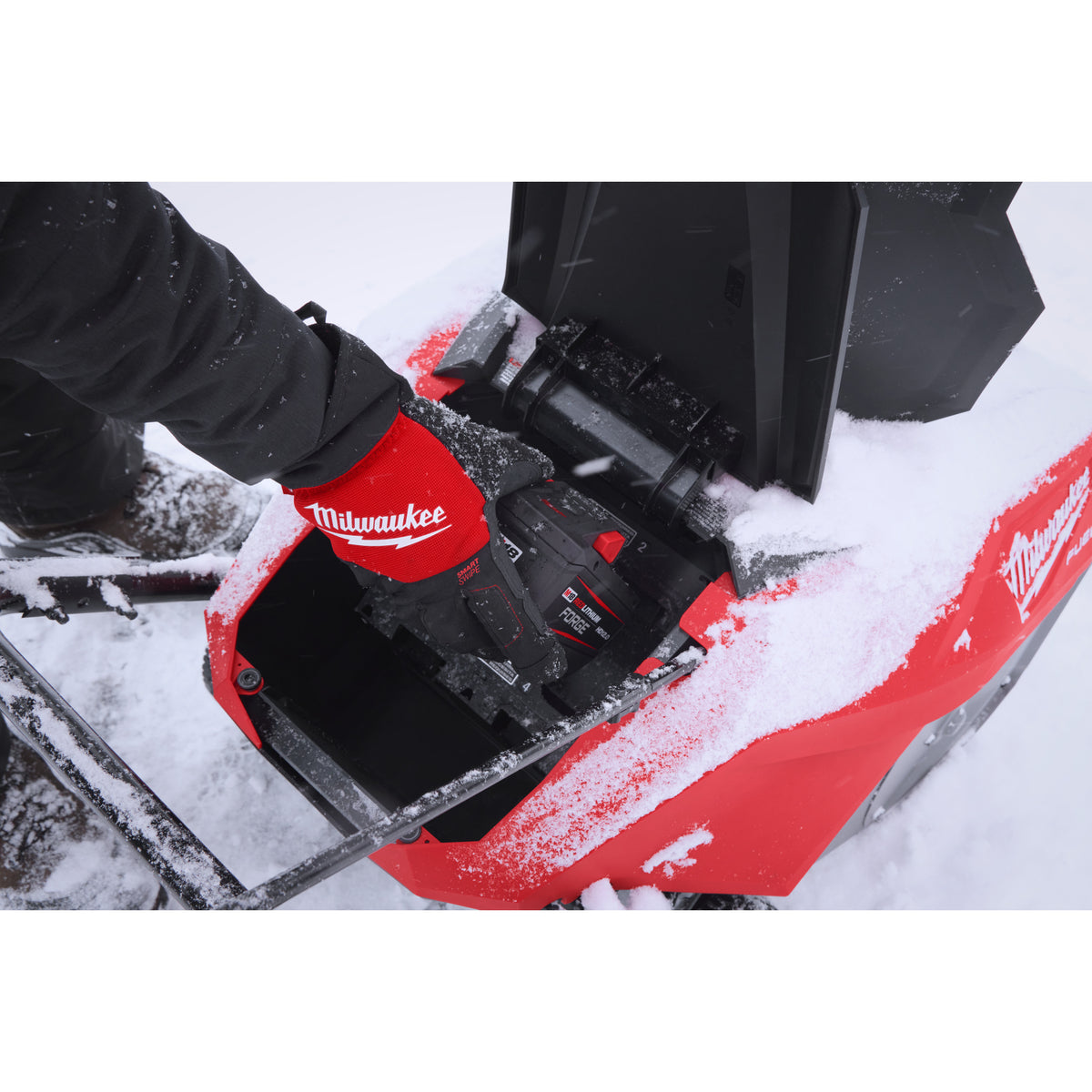 M18F2SSBL Freză de zapadă M18 FUEL™ cu expulzare directă Milwaukee