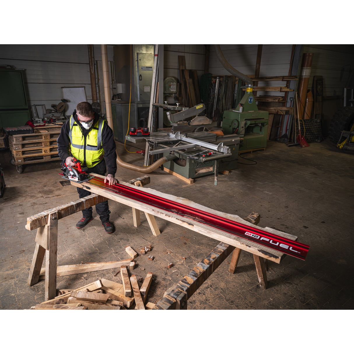 M18 FCS66GR3 Fierăstrău circular M18 FUEL™ compatibil cu șina de ghidare Milwaukee