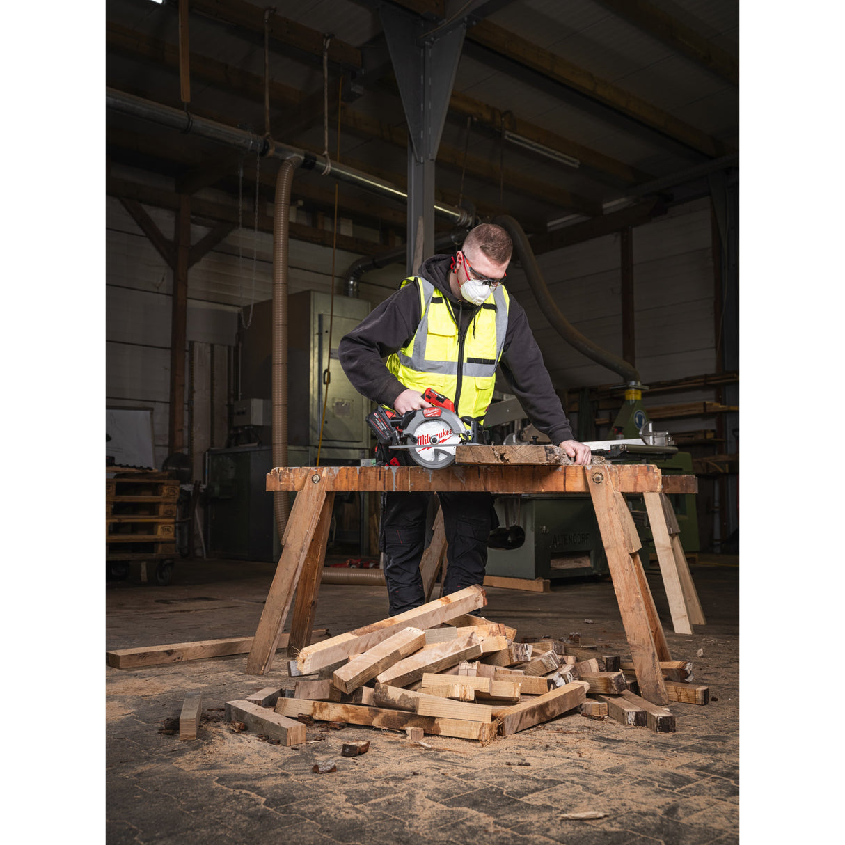 M18 FCS66GR3 Fierăstrău circular M18 FUEL™ compatibil cu șina de ghidare Milwaukee