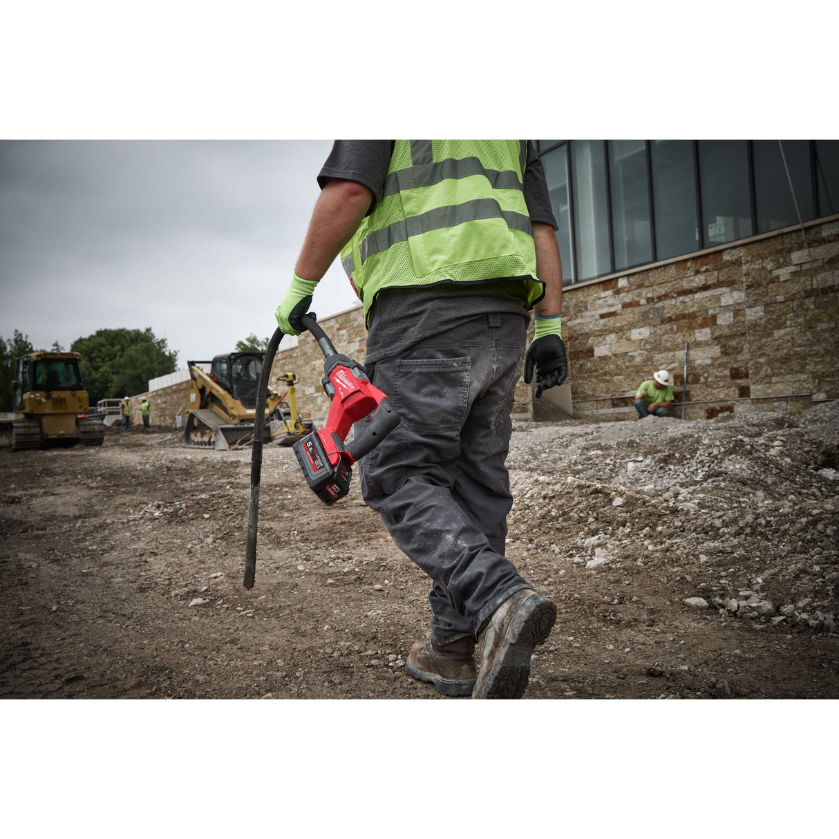 M18 FCVN24 Vibrator de beton cu lance M18 FUEL™ Milwaukee