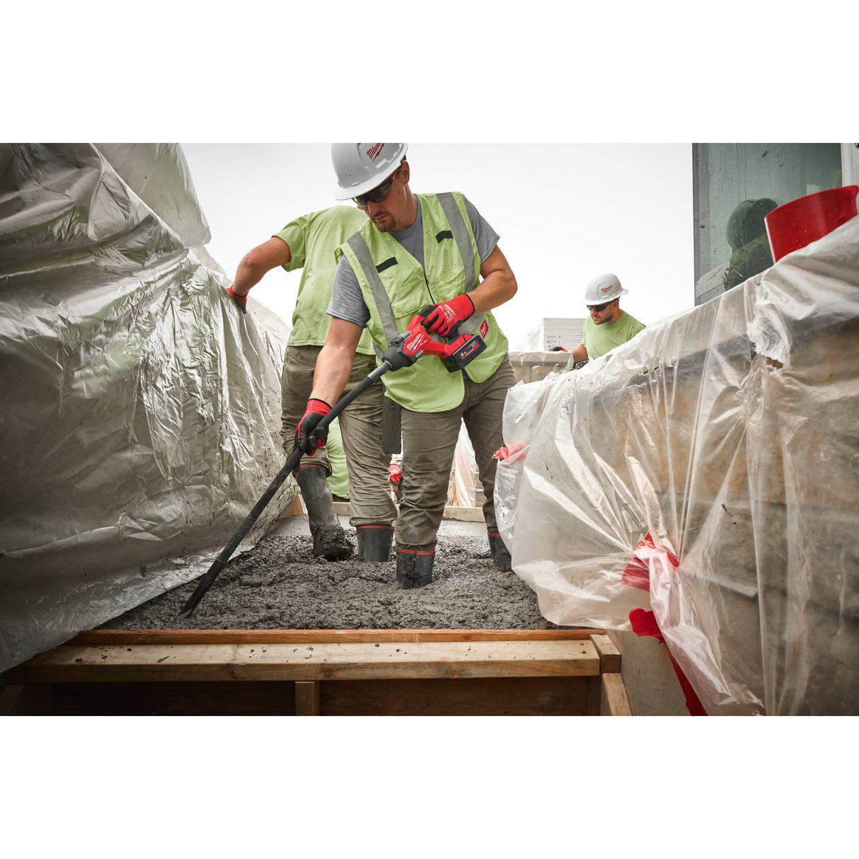 M18 FCVN24 Vibrator de beton cu lance M18 FUEL™ Milwaukee