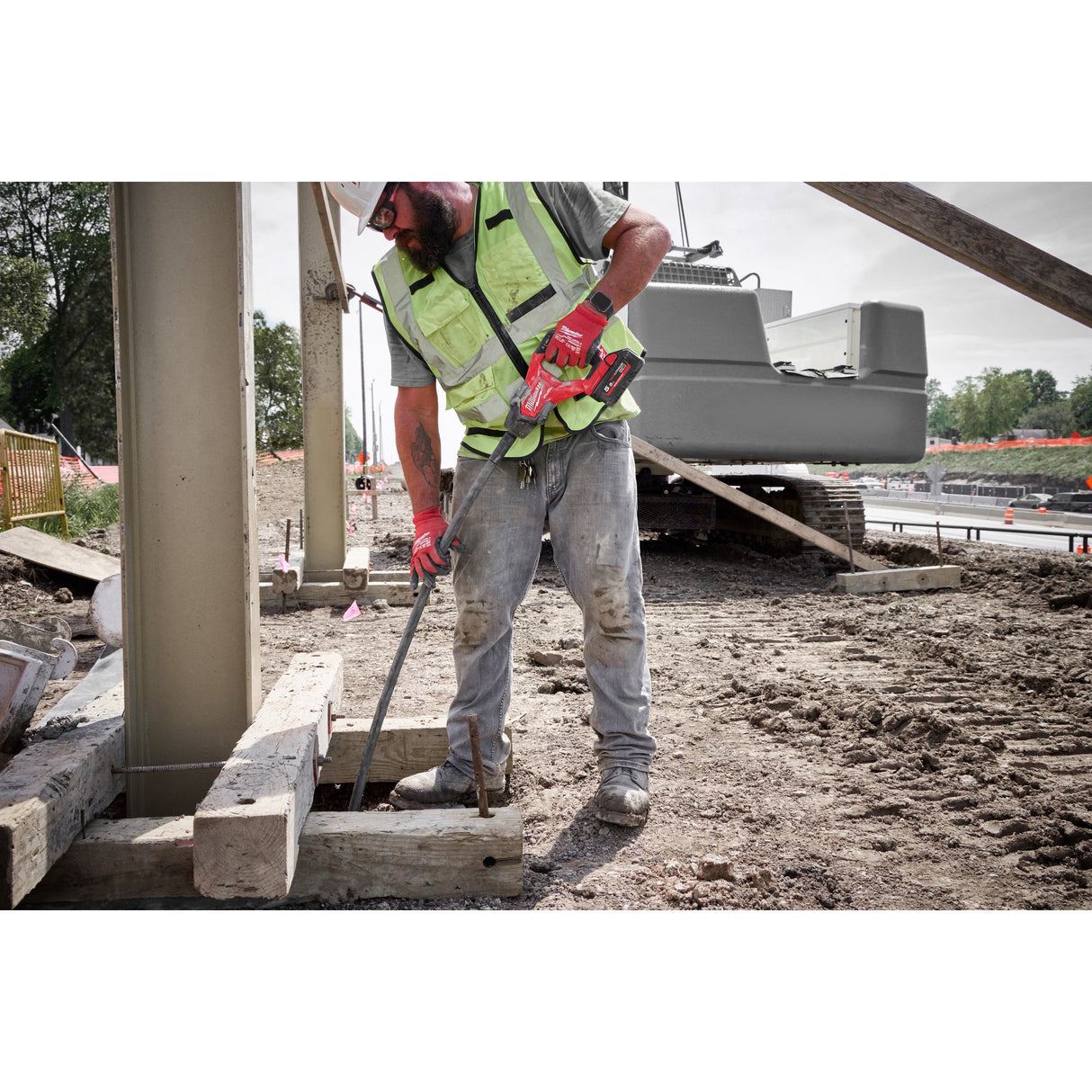 M18 FCVN24 Vibrator de beton cu lance M18 FUEL™ Milwaukee