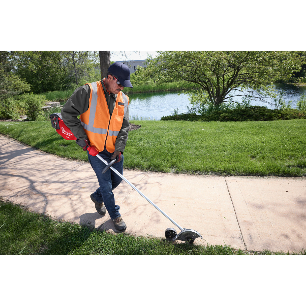 Milwaukee M18 FEDG-0 Atașament margini gazon M18 FUEL™ 4933493556