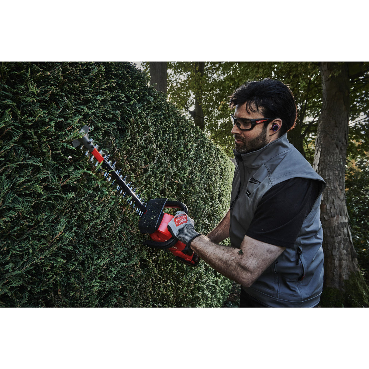 M18 FHET60 Trimmer pentru gard viu 60 cm M18 FUEL™ Milwaukee