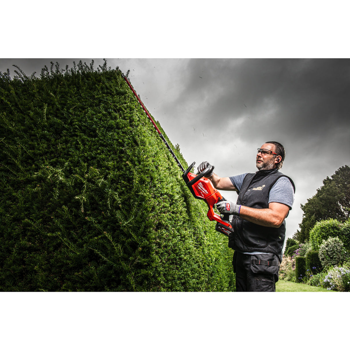 M18 FHET75G2 Trimmer pentru gard viu 75 cm M18 FUEL™ Milwaukee