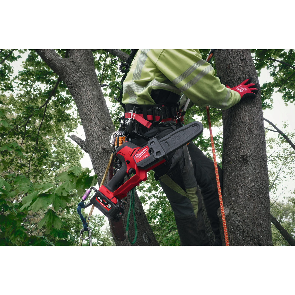 M18 FHS20 Fierăstrău curățare crengi M18 FUEL™ HATCHET™ 20 cm Milwaukee