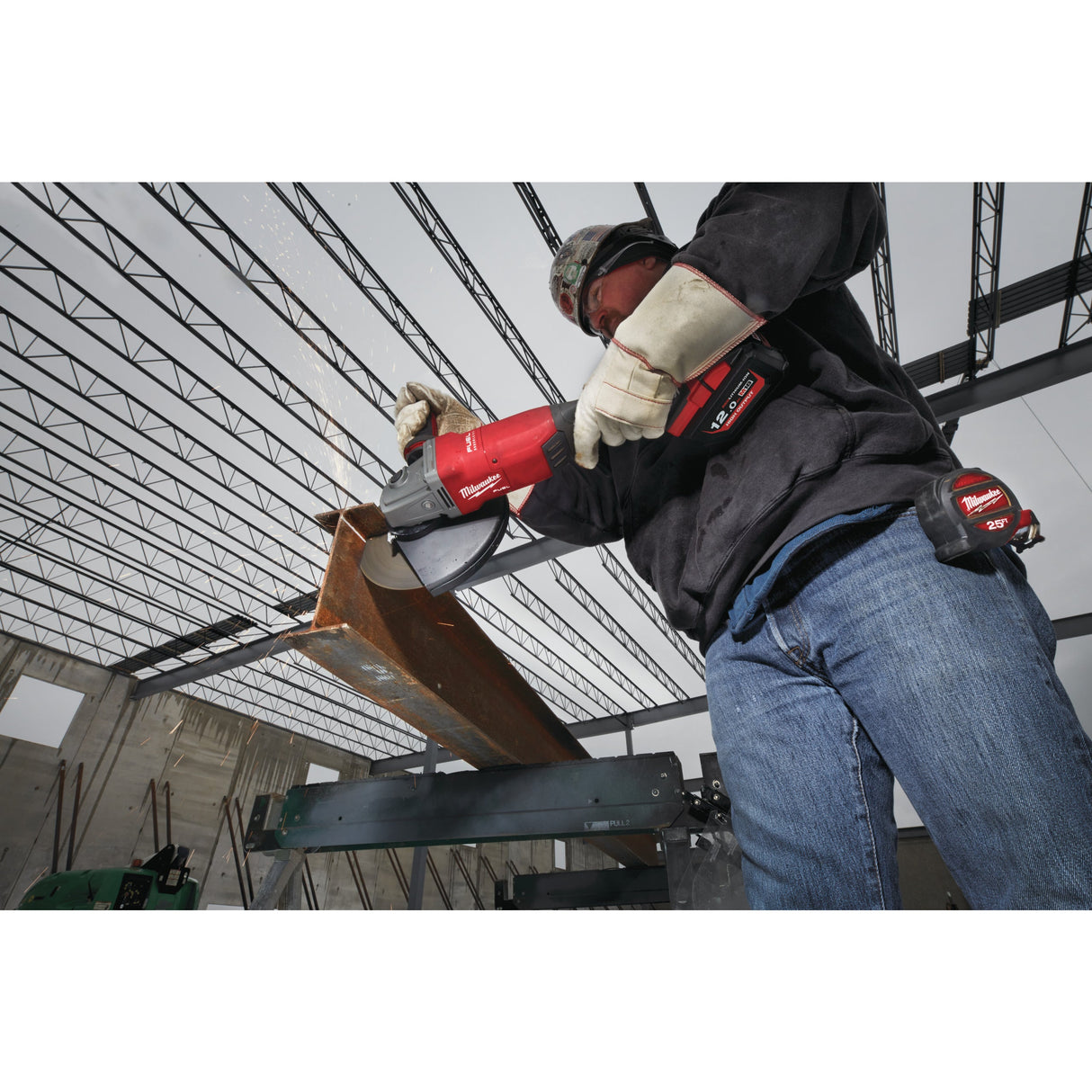 M18 FLAG230XPDB  Polizor unghiular 230 mm cu comutator tip clapetă M18 FUEL™ Milwaukee