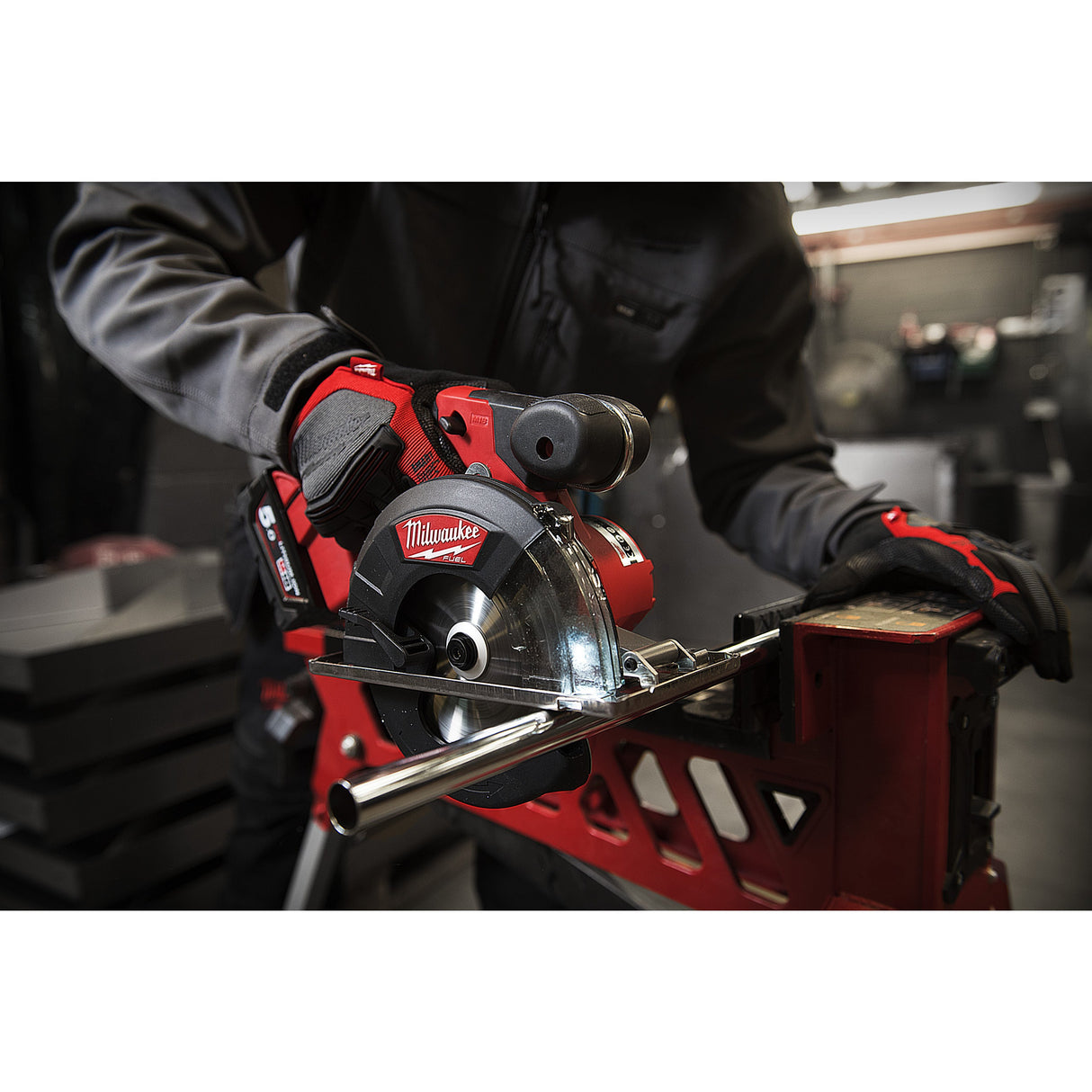 M18 FMCS Fierăstrău pentru debitat metal M18 FUEL™ 57 mm Milwaukee