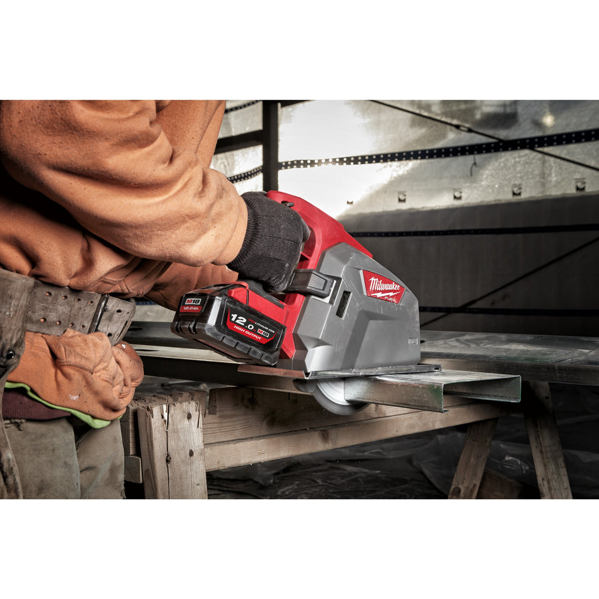 M18 FMCS66 Fierăstrău circular pentru metal M18 FUEL™ 66 cm Milwaukee