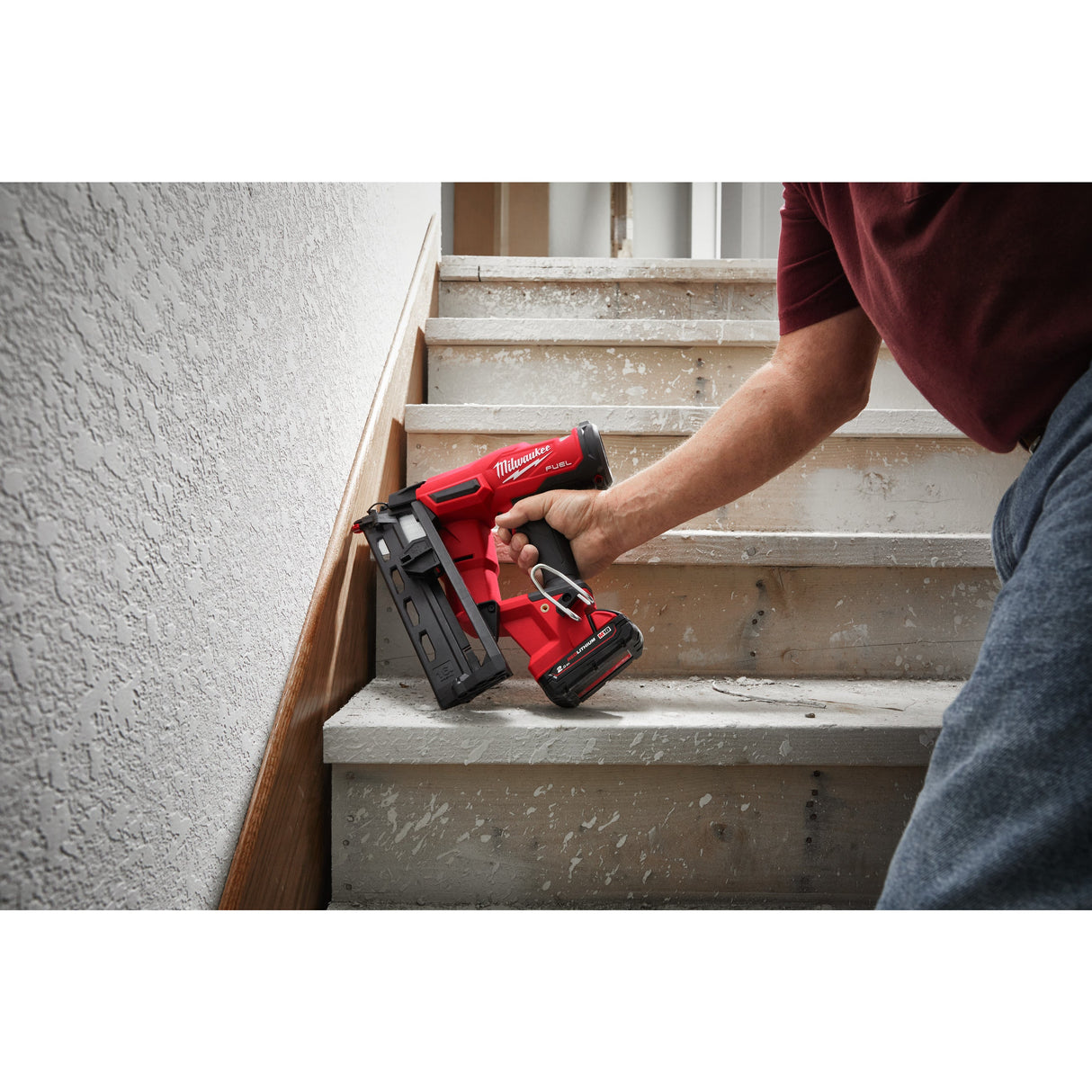 M18 FN16GA Pistol înclinat pentru cuie M18 FUEL™ 16 GA Milwaukee