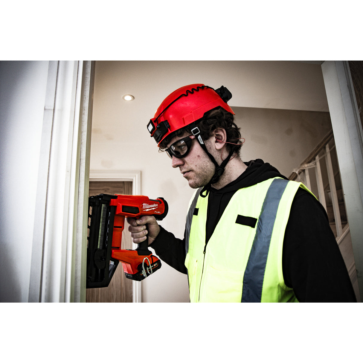 Milwaukee M18fn16gs-0x pistol drept cuie 16ga 4933493353