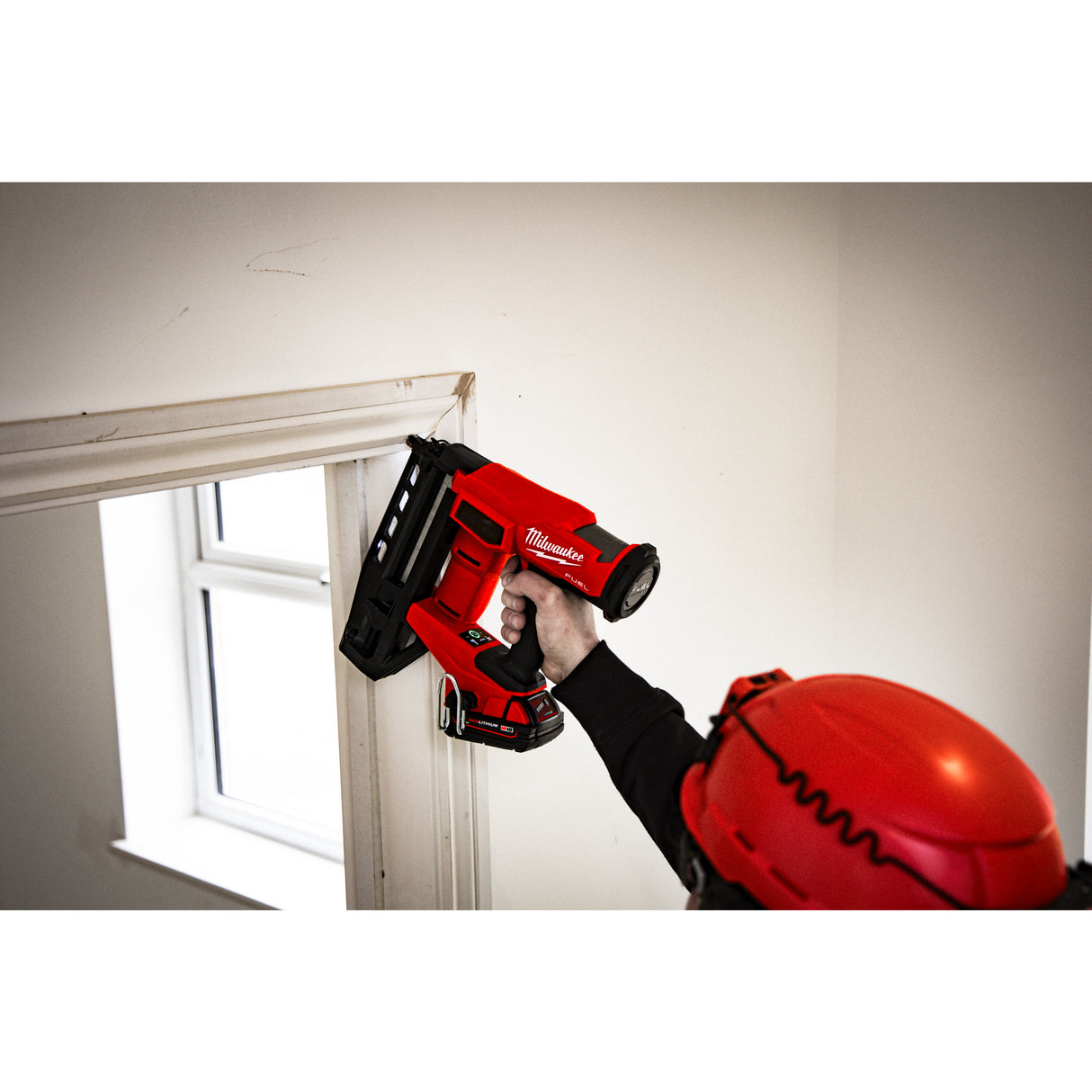 Milwaukee M18fn16gs-0x pistol drept cuie 16ga 4933493353