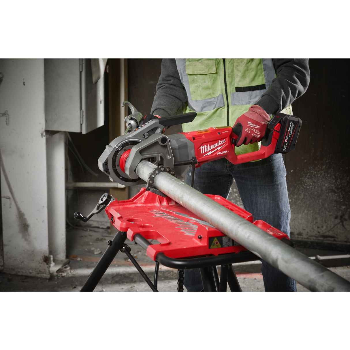 M18 FPT2 Dispozitiv de filetat țevi M18 FUEL™ de 2″ cu ONE-KEY™ Milwaukee