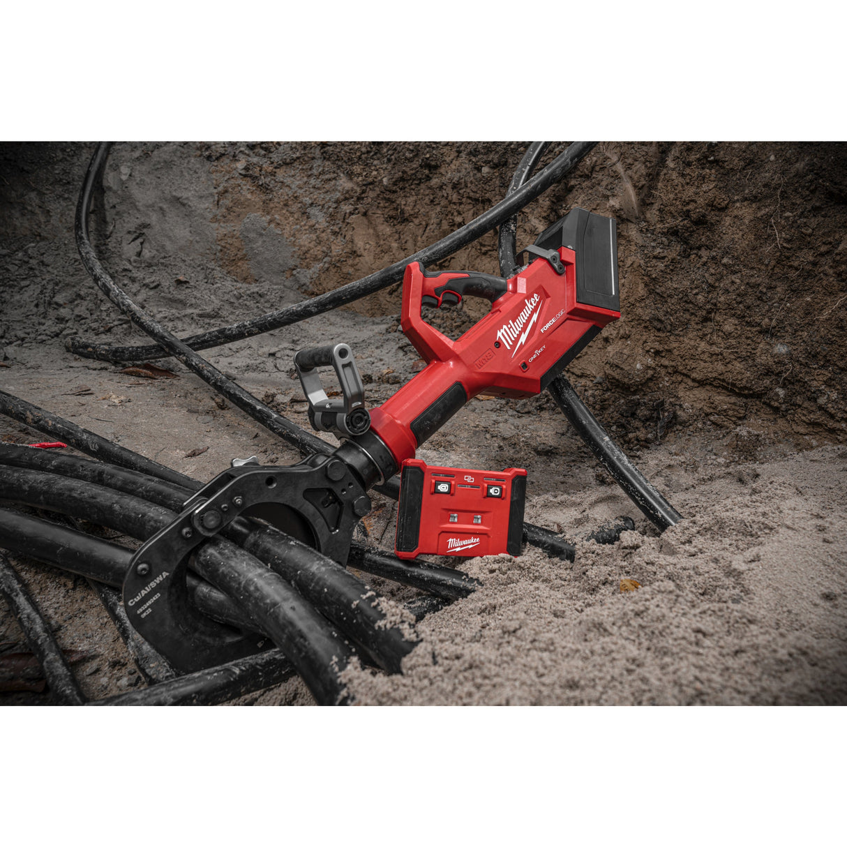 M18 HCC125 Tăietor hidraulic pentru cabluri M18™ FORCE LOGIC™ 125 mm Milwaukee