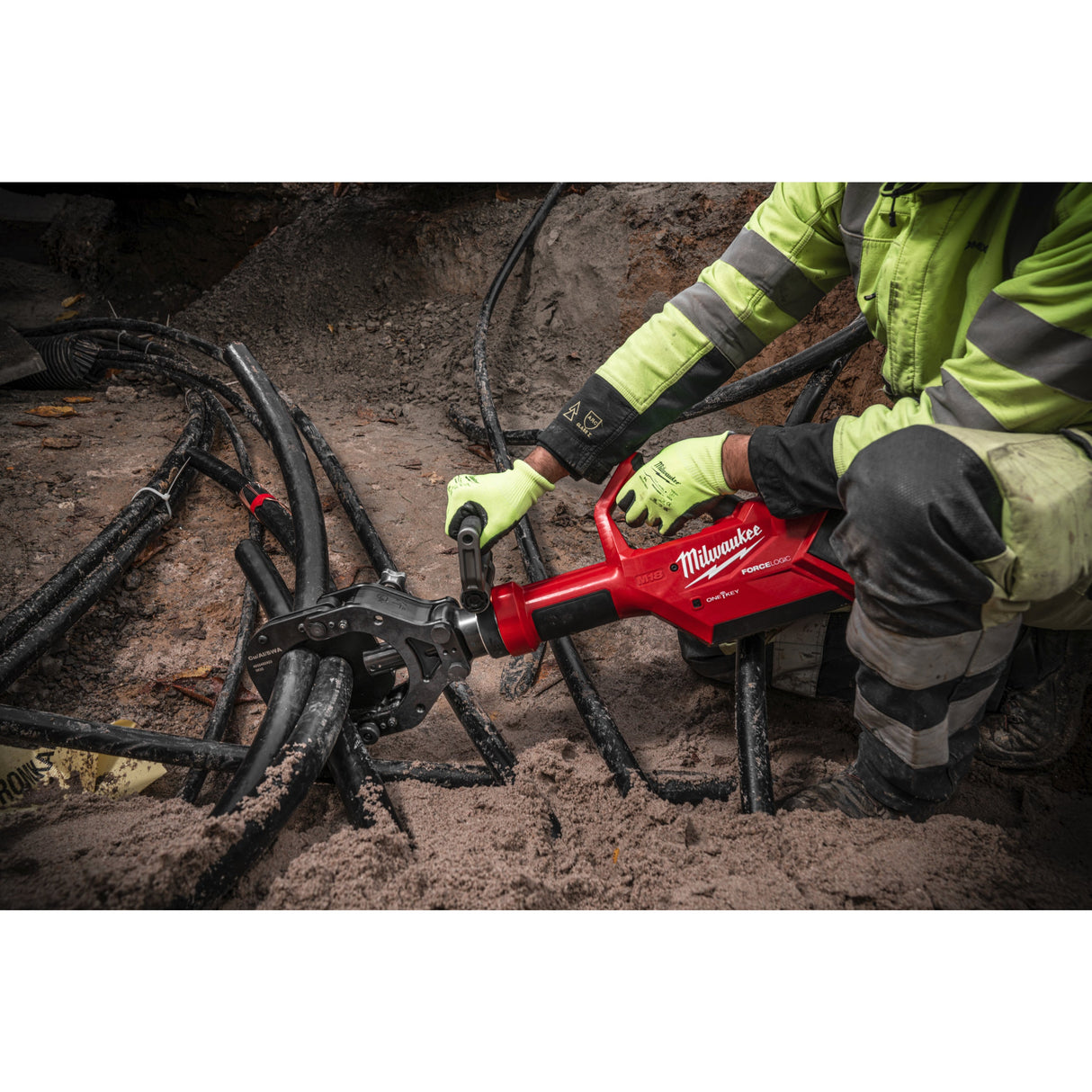 M18 HCC125 Tăietor hidraulic pentru cabluri M18™ FORCE LOGIC™ 125 mm Milwaukee