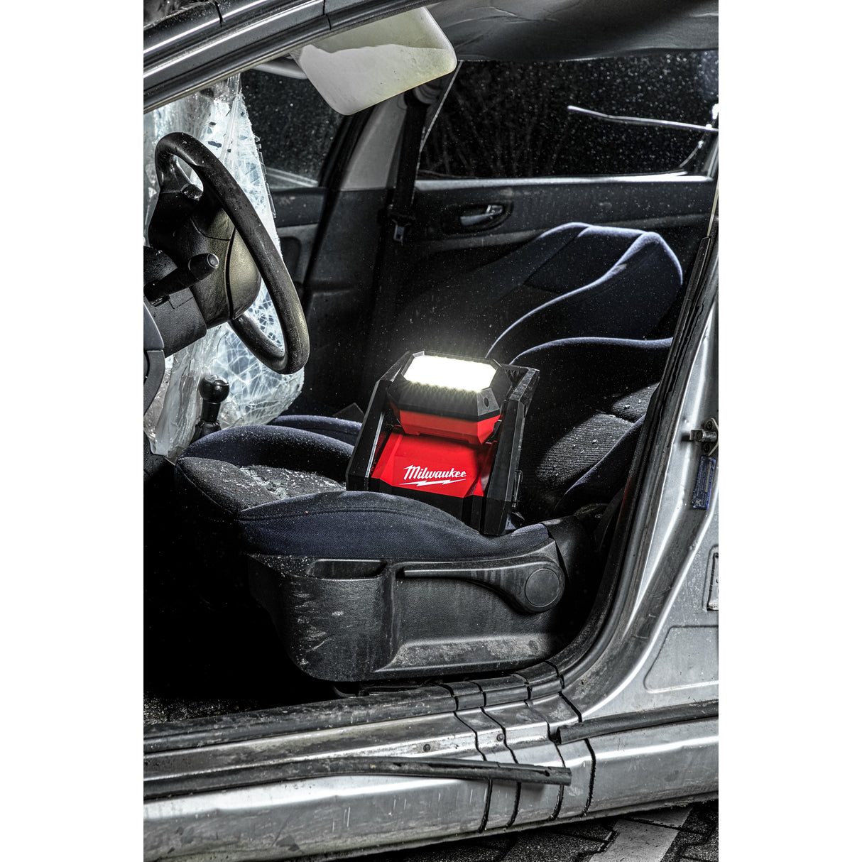 Milwaukee M18hoal-0 proiector led înaltă perf.   4933478118