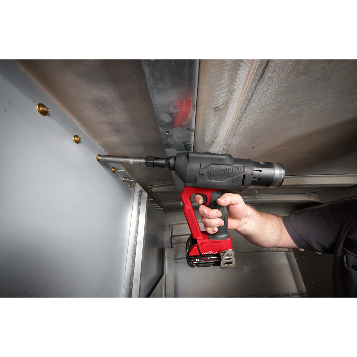 M18 ONEFLT Pistol sisteme de fixare tip HUCK® M18 FUEL™ ONE-KEY™ Milwaukee