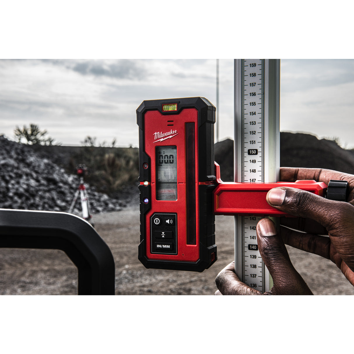 Milwaukee M18rloh600-201c nivelă laser rotativă orizontală M18™ 600 m cu one-key™ 4933493191
