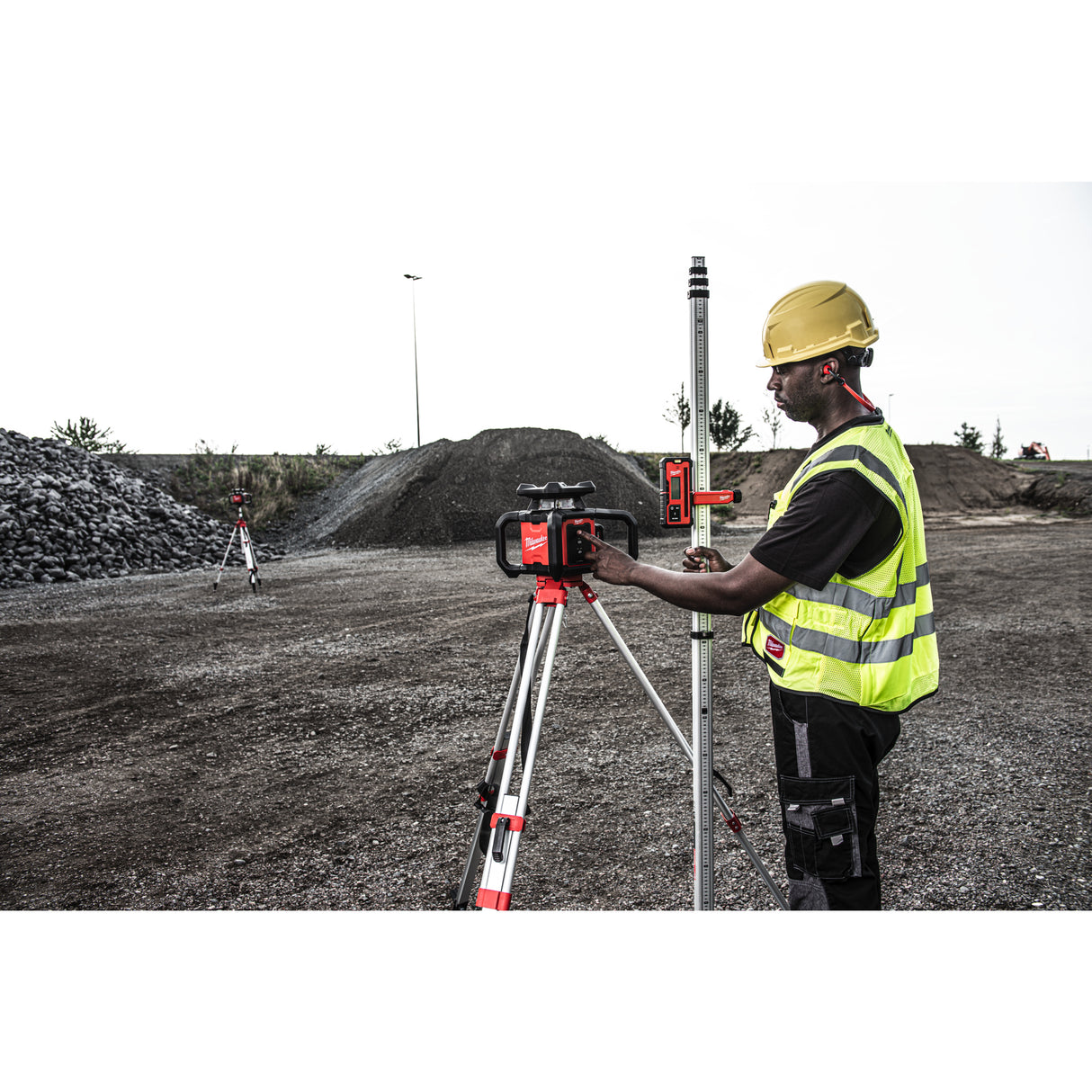 Milwaukee M18rloh600-201c nivelă laser rotativă orizontală M18™ 600 m cu one-key™ 4933493191